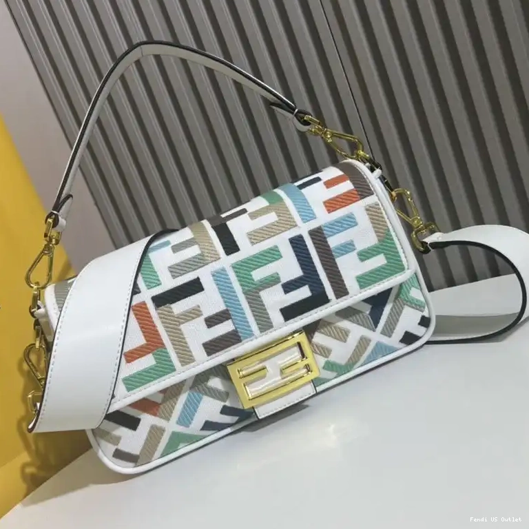 Cheap HOT In Motif FF Baguette White Canvas Bag Multi Fendi Medium 0616